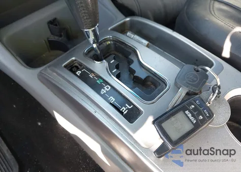 2008 Toyota Tacoma Base V6 z USA, uszkodzony, nr VIN 5TEUU42N08Z571229